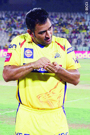 let's try laundry!: Dhoni on how to keep IPl clean