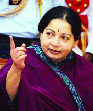 Jaya sharpens attack on Modi, his Gujarat
