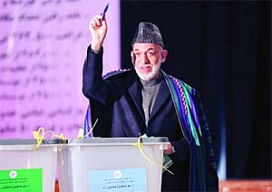 Afghans hail peaceful poll, high turnout predicted