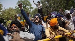 1984 riots: Amrinder, Jaitley spar over Tytler issue