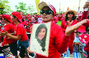 Thai protest leader calls for 'final battle'