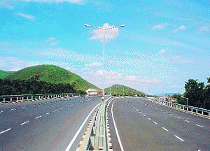 Highway projects see 60% slip in private investment: NHAI