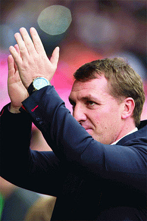 liverpool-Chelsea tie to hijack Giggs' debut as manager