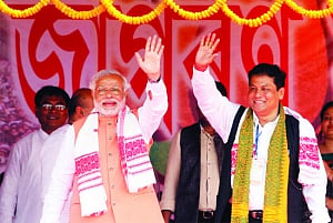 Rahul, Modi gun for each other in Assam
