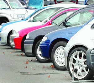 Maruti, M&M, Toyota sales fall in April; Hyundai, Honda up