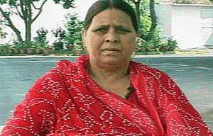lalu cries conspiracy, Rabri files complaint for life threat