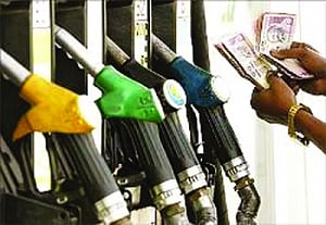 Diesel under-recoveries surge as poll-bound UPA stalls monthly hike