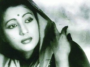 Pro-Jamaat group asked to vacate Suchitra  Sen's home in B'desh