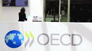 Indian economy to gain momentum, may grow 4.9% this year, says OECD