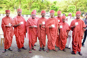 Gujarat registers low polling by 'others'