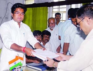 Ghost of Saradha chit fund scam haunts Didi's nephew