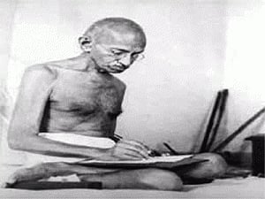 Gandhi's letter accusing son of rape up for auction