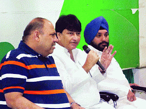 Cong scotches rumours of foisting AAP