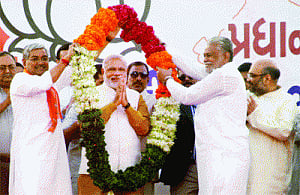 Modi pats Shah for good show