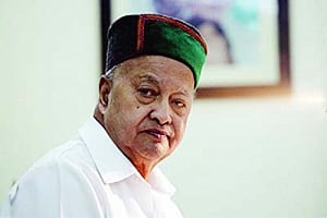 Facing post-rout rebellion, Gogoi may quit