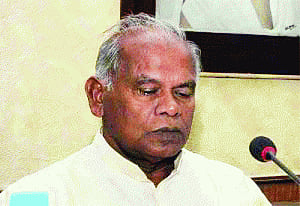 RJD to support Manjhi Govt, trust vote today