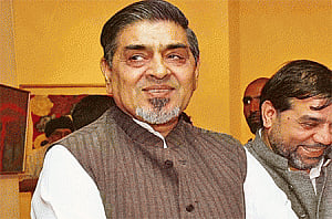 Court reserves order if fresh charge be added against Tytler