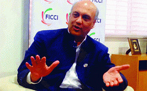 FICCI delegation meets FM; suggests pre-Budget measures