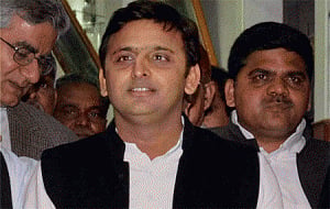 Akhilesh holds meet of top officials; asks them to introspect