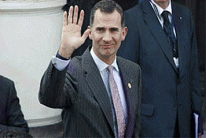 Flags and cheers greet Spain's new King Felipe VI