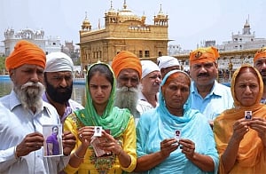 From Golden Temple to Delhi, Punjab families pray for Iraq hostages