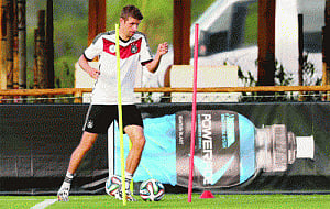 Easy outing for Germany