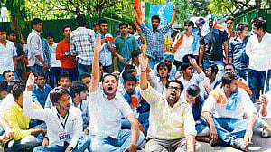 DU BTech, BMS students protest outside Irani's residence