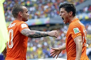 Netherlands and Costa Rica win in stunning fashion