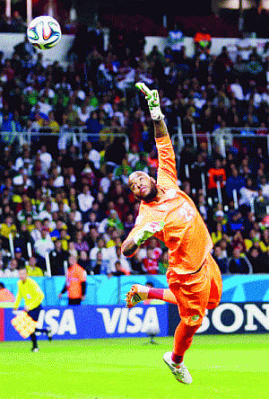 Heroic Rais fails to save Algeria