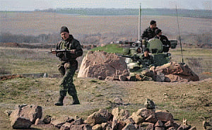 Ukraine claims rebels flushed from main stronghold