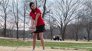 Shweta leads in Hero women's golf