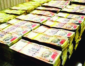 Post-Budget, MFs fear redemptions worth Rs 2 lkh cr