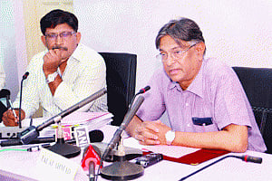 Medical college, wooing back noted dons on Jamia VC's mind