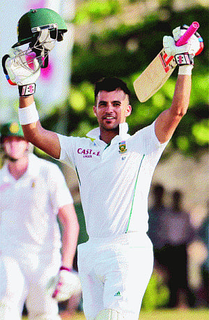 Duminy takes South Africa to big score in 1st Test