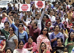 Bangalore rape: Parents protest delay in arresting culprits
