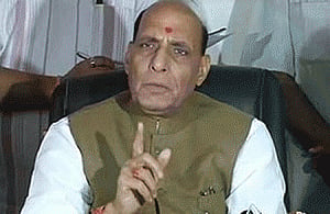 Delhi BJP chief meets Rajnath, discusses govt formation