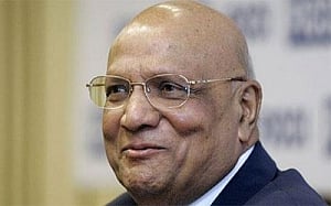 lord Paul compliments team India on its victory at lord's