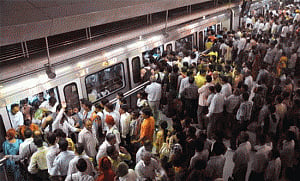Delhi Metro sets new ridership record