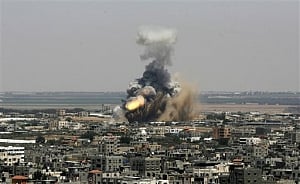 Four more Palestinians killed, toll in Gaza 639