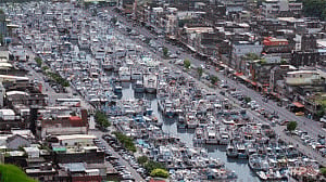 Tourists evacuated as typhoon Matmo approaches