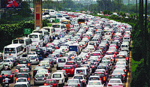 Noida traffic crawls due to kanwar yatra