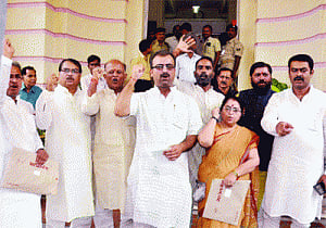 JD(U), BJP MlAs come to blows in House