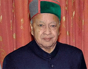 Himachal CM makes surprise visit to hospital