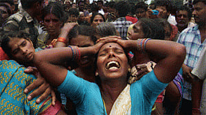 Toll in Medak bus-train collision climbs to 18