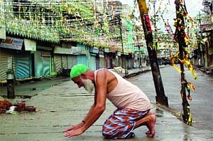Curfew takes shine off Eid celebration