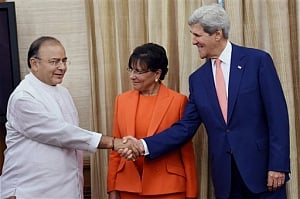Kerry meets Jaitley ahead of strategic dialogue