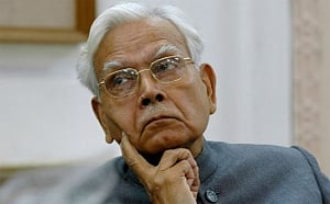 Sonia's reaction to my book shows it has touched a raw nerve: Natwar