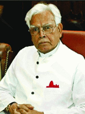 Sonia was never fond of Rao, reveals Natwar Singh's book