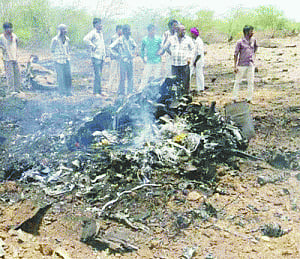 IAF's fighter plane crashes in Kutch district, pilot safe