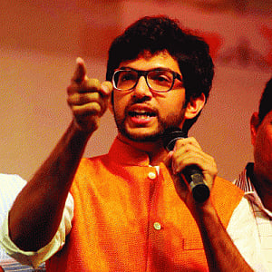 Sena tries to 'cop' out of controversy